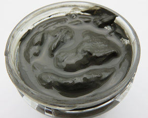 Dead Sea Mineral Mud removes toxins and impurities - A Woman Knows Best